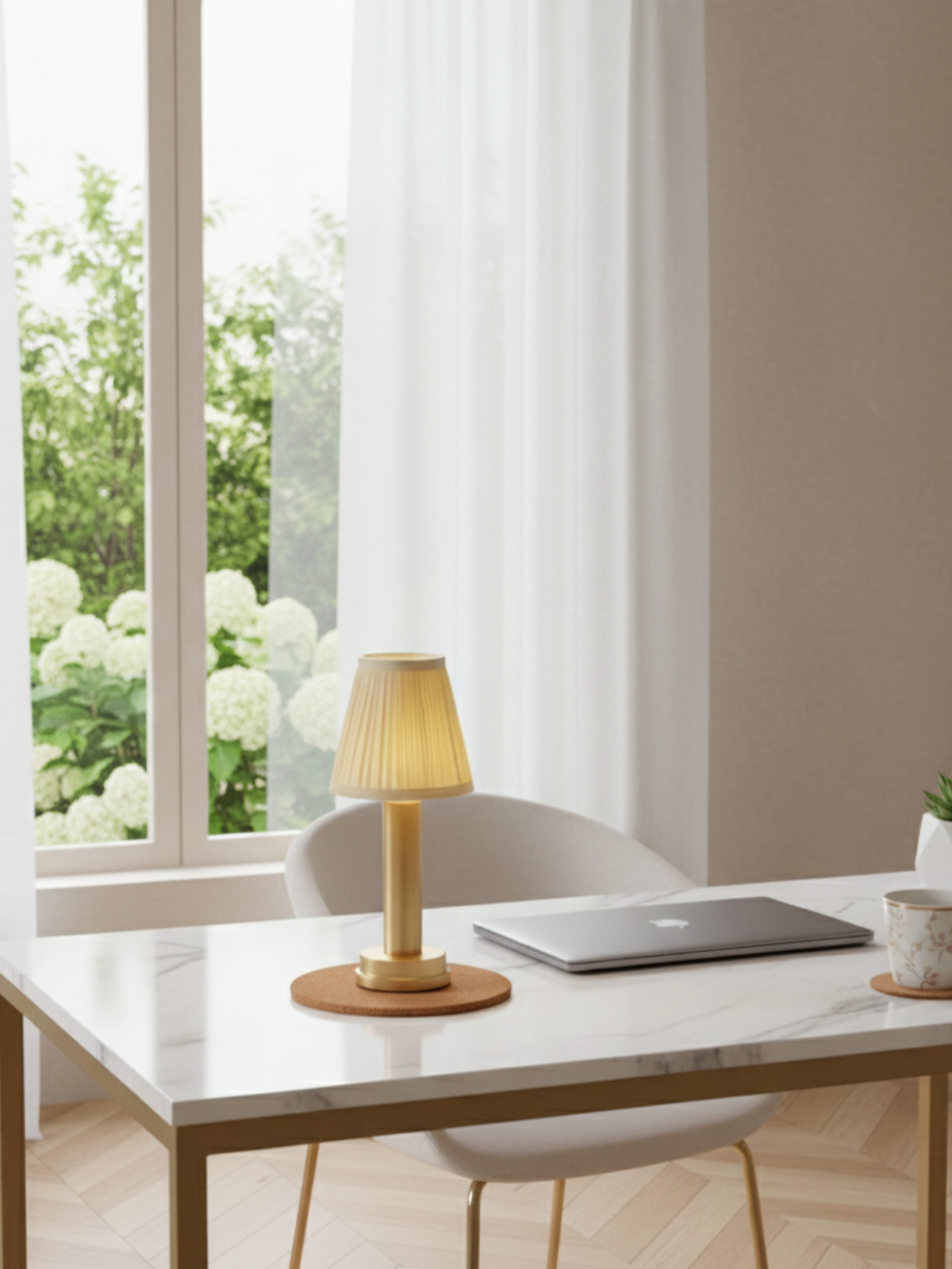 Cordless Brass Accent Table Lamp